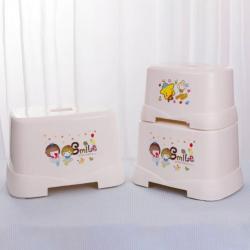 四季方凳（?。?/></a></div>
<div   id=